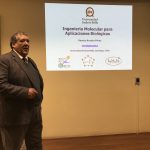 El modelamiento molecular y sus posibles aplicaciones fue el tema de la charla del profesor Ramiro Arratia