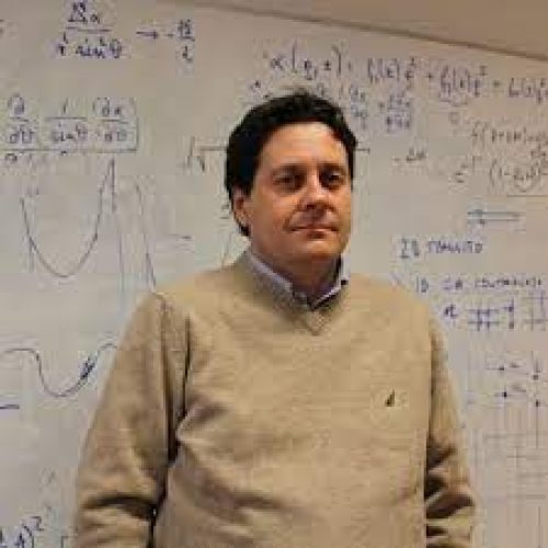 ALEJANDRO VALDIVIA